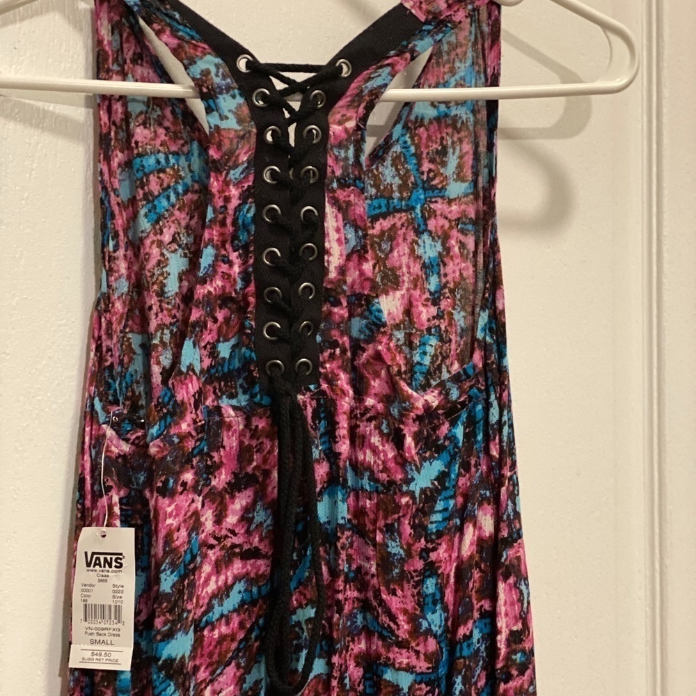 NWT VANS "PUSH BACK' DRESS (S)